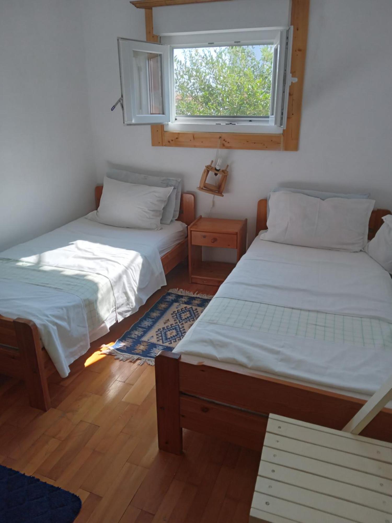 Apartment Ma'Re Supetar Exterior photo